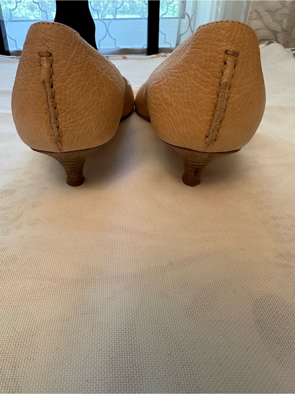 LLOYD Germany Women’s Lether Pump slip on pointed toe baige solid heel 8M EU 38 - Picture 5 of 7